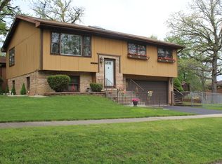16147 Lockwood Ave, Oak Forest, IL