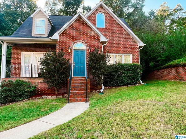 256 Kentwood Dr, Alabaster, AL 35007