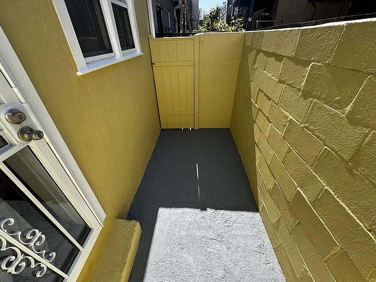 1236 Peters St — Photo 5