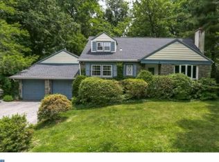 10 Oakford Rd, Wayne, PA 19087