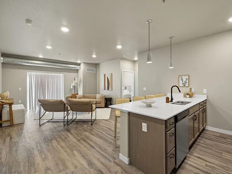 10Bedrock Apartments — Photo 14