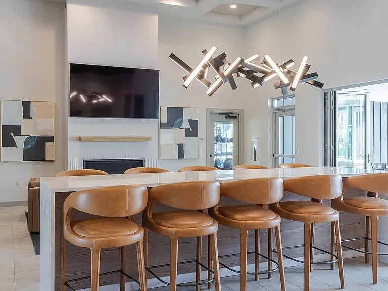 Viridian Apartments — Photo 8