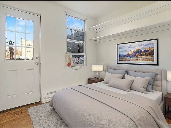 4th image of 213 N 5th St APT 3L