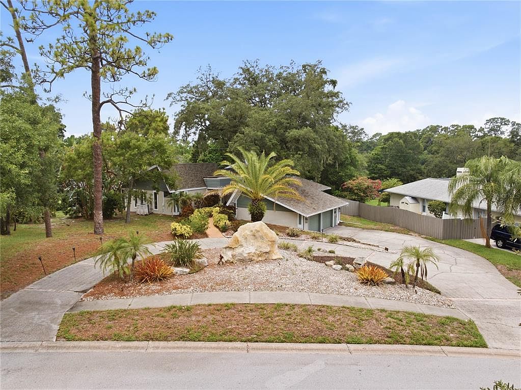 2860 Briarwood Ln, Palm Harbor — photo 2