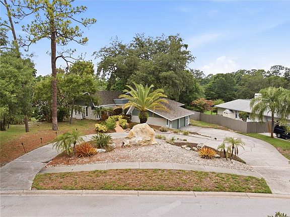 2nd image of 2860 BRIARWOOD LANE