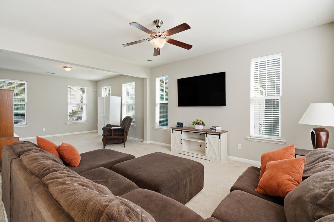 next background image