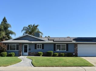 1616 W Evergreen Ct, Visalia, CA 93277