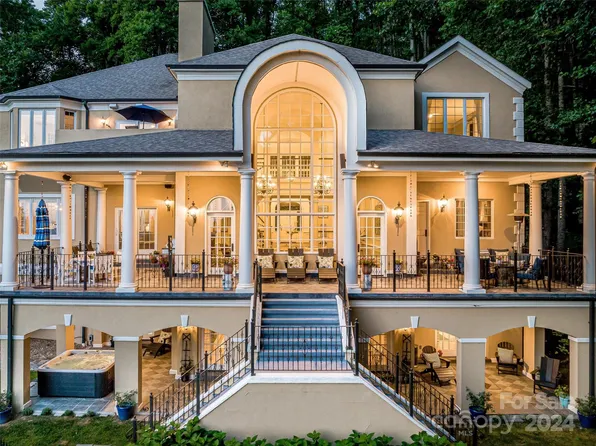 465 Lynn Cove Rd, Asheville, NC 28804