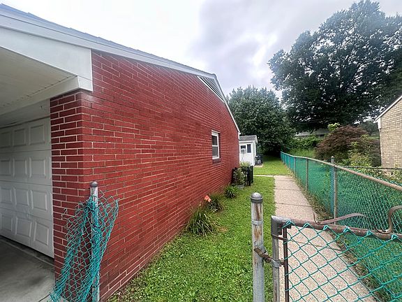 5th image of 138 Lockner Rd