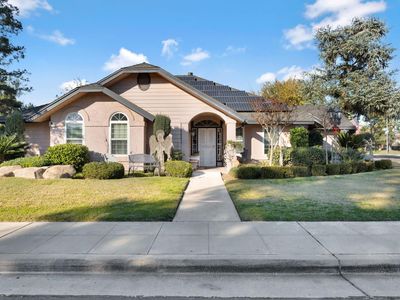 211 W Paul Ave, Clovis, CA, 93612