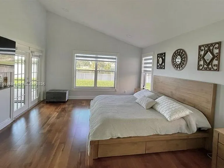 18281 SW 22nd St — Photo 16