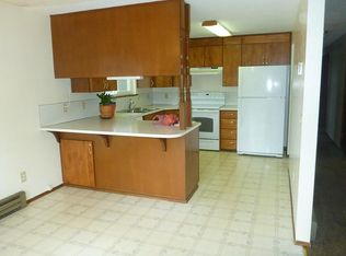 913 W 15th St, Port Angeles, WA