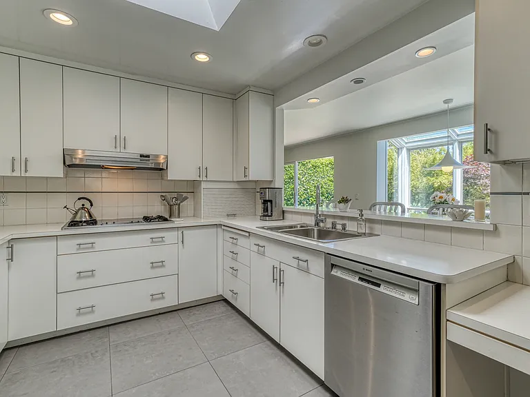 1704 San Anselmo Ave — Photo 29