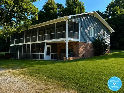 1729 Gyro Dr Photo 1