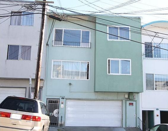 1st image of 73 Lausanne Ave APT 4