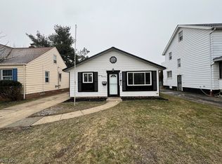 5194 Joseph St, Maple Heights, OH 44137