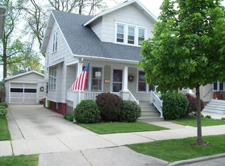 2613 Arlington Ave, Racine, WI 53403