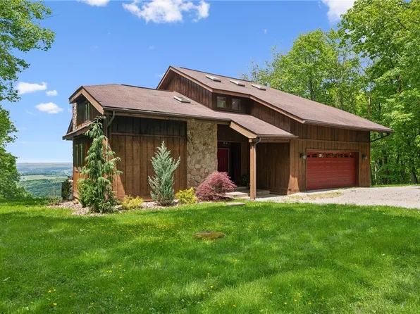 194 Horse Shoe Bend Rd, Acme, PA 15610