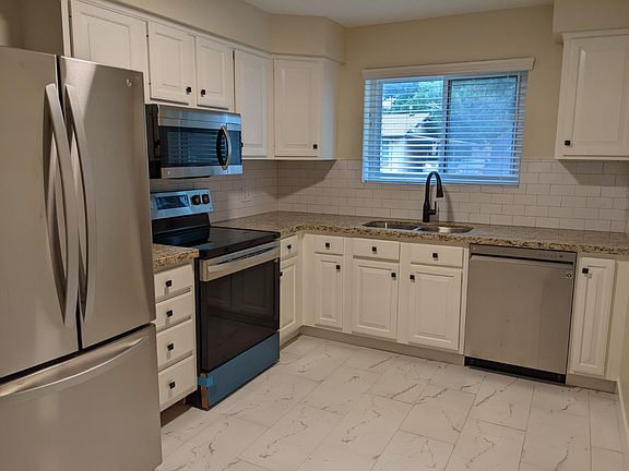 4th image of 3910 S 1040 E APT B