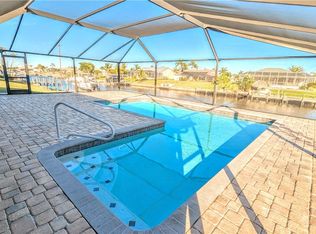 2319 SE 10th Ave, Cape Coral, FL 33990
