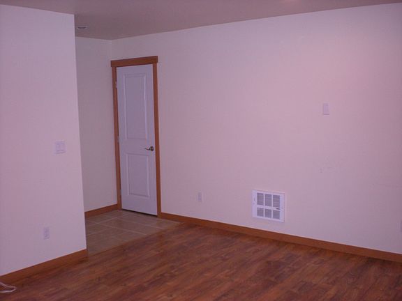 5th image of 3023 204th St SW #S