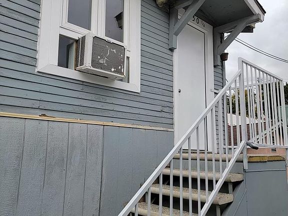 3rd image of 2250 1/4 Duane St