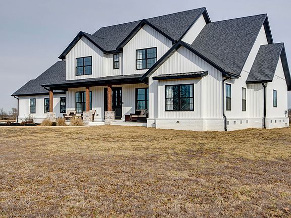 2nd image of 3366 N Farm Road 89