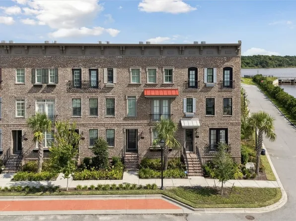 512 Altamaha Street, Savannah, GA 31410