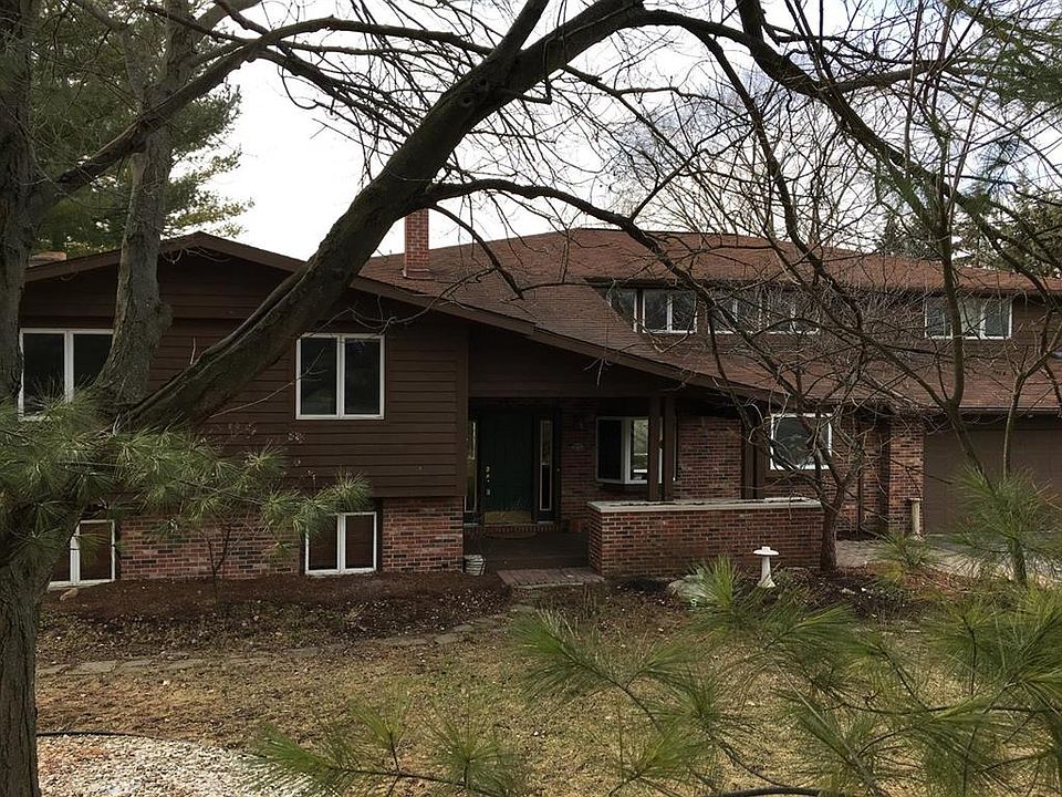 1st image of 4455 E Loch Alpine Dr