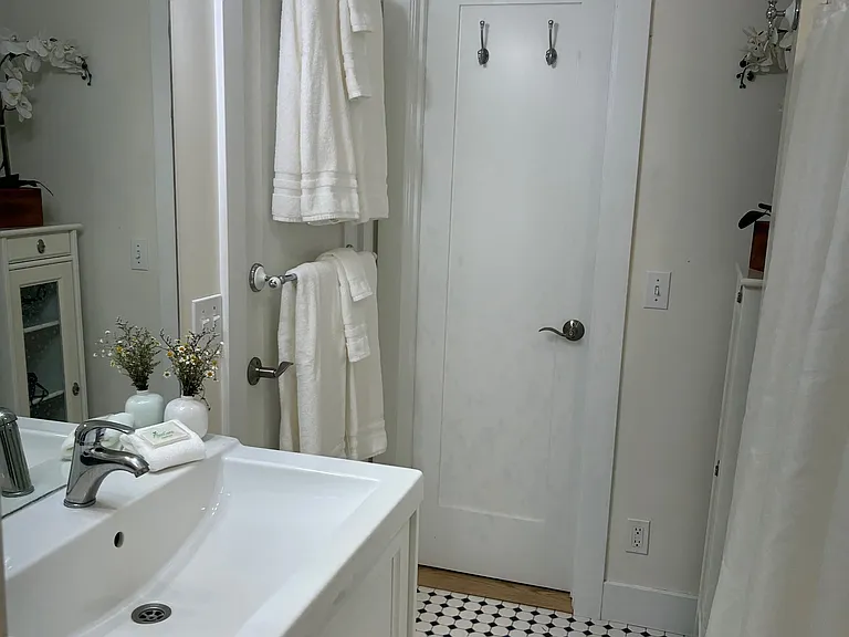 Full bath