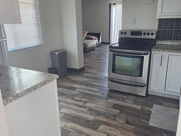 5th image of 2918 Manzano St NE