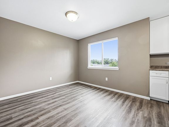 2nd image of 2414 Catskill Ct