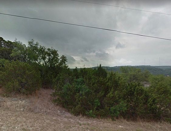 4th image of 535 Sir Winston Dr