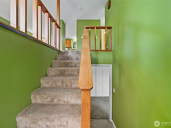 4th image of 1419 SE Independence Drive