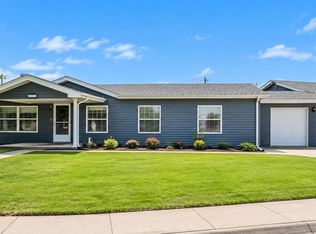 2115 B St, Cozad, NE 69130