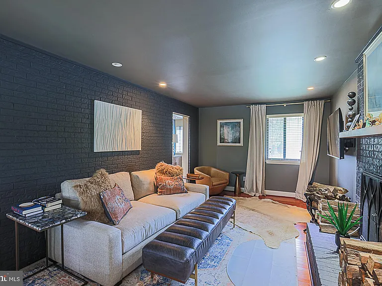 400 Five Farms Ln — Photo 30