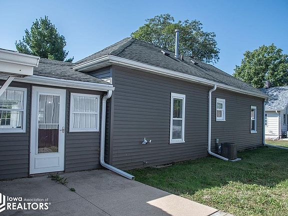 2nd image of 323 E Manning Ave