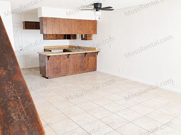 3rd image of 209 W Ash St APT D