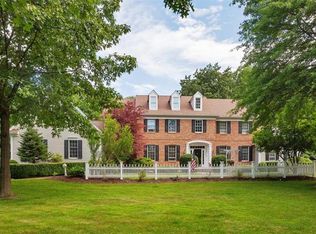 2 Fairway Dr, Goshen, NY 10924