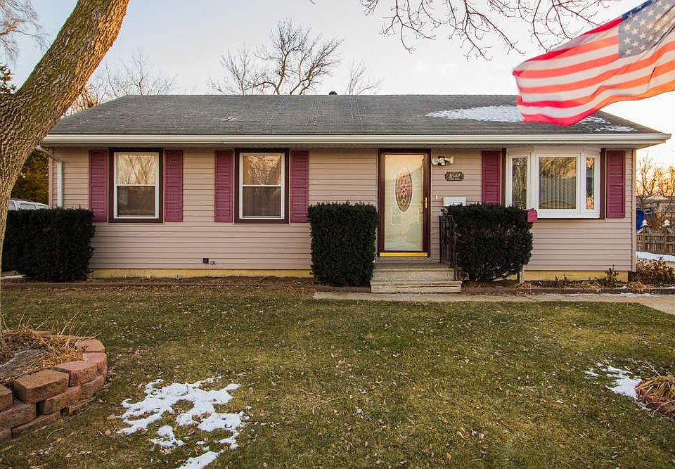 1st image of 1647 Cherry Hills Dr