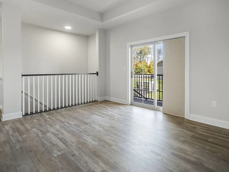 721 Burdeck St #15 — Photo 20