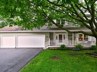 1336 Greenfield Ct, Naperville, IL