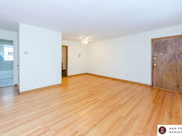 1032 Washington — Photo 3
