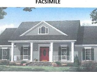 42 Christopher St #3, Fryeburg, ME 04037