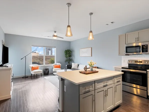 1638 54th Ave N #211, Nashville, TN 37209
