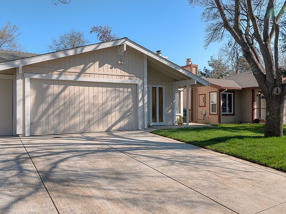 4th image of 2428 Camino Garden Way