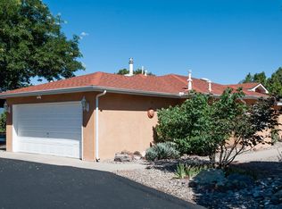 17 Loma Verde Dr, Tijeras, NM 87059