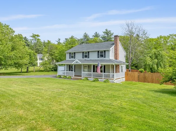 90 Lakeshore Dr, Winchendon, MA 01475