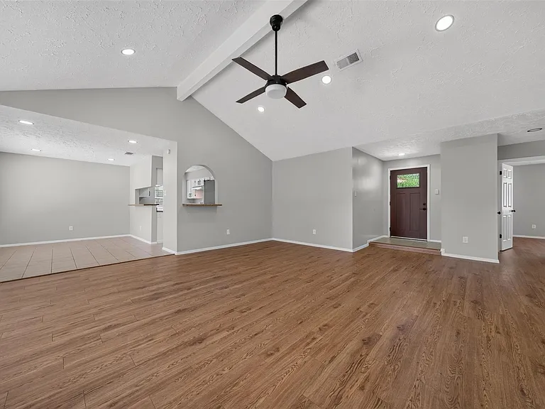 20014 Bishops Gate Ln — Photo 10