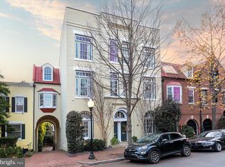 3220 Volta Pl NW, Washington, DC 20007